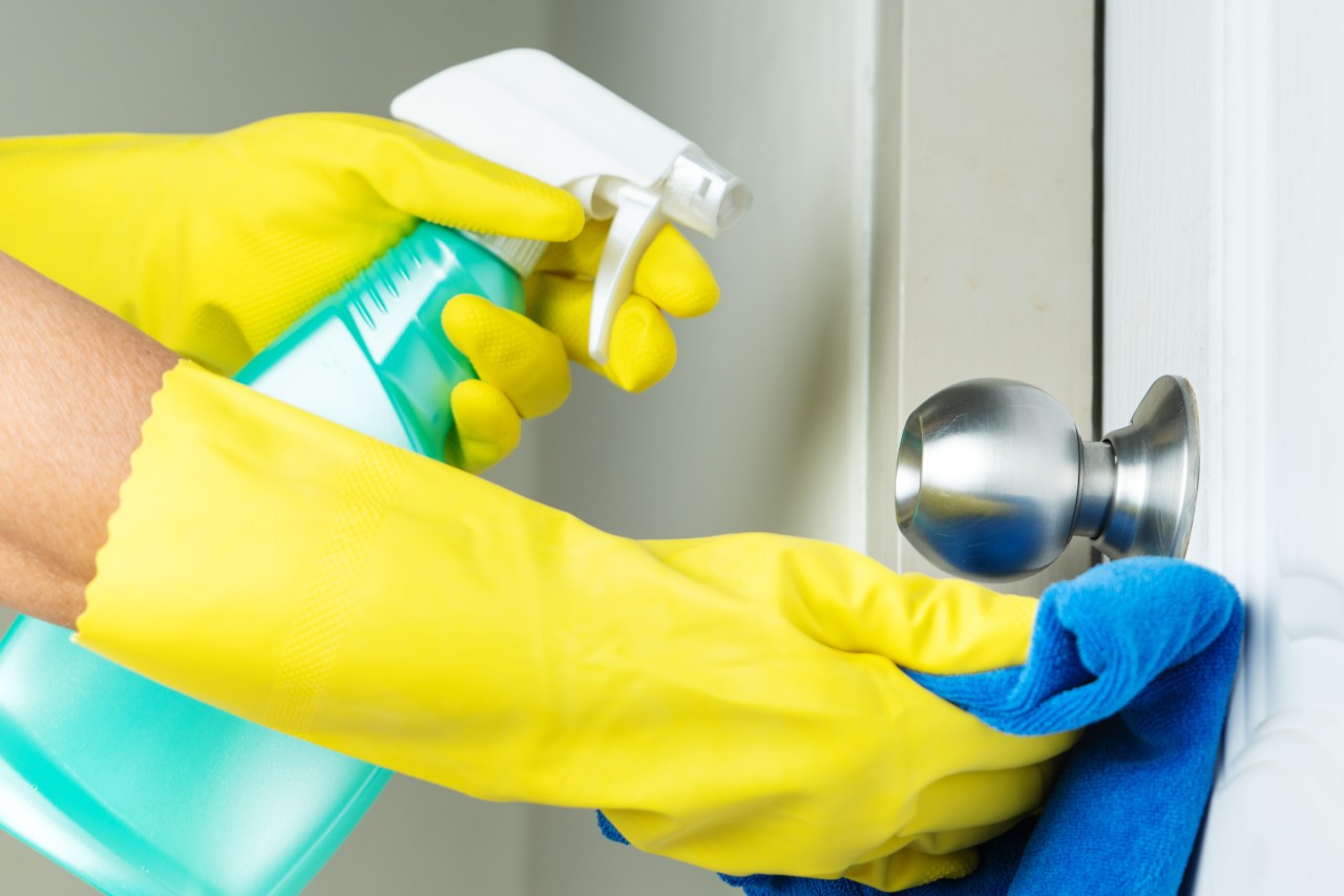 5 overlooked spots in your home guests notice-Merci-Cleaning-London-1